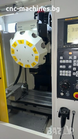4 осна CNC фреза FANUC Robodrill Alpha-T10C Fanuc 16М ЦПУ Вертикален обработващ център, снимка 4 - Други машини и части - 54822580