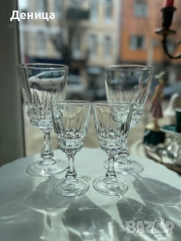 Чаши за двама♥️ Чашите имат красив, детайлен фасетиран дизайн на столчето и основата, снимка 2 - Чаши - 54047966