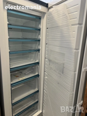 ЧИСТО НОВ!!! фризер Bosch Serie 6 GSN58AWEV XXL 70см No Frost, снимка 5 - Фризери - 53992126