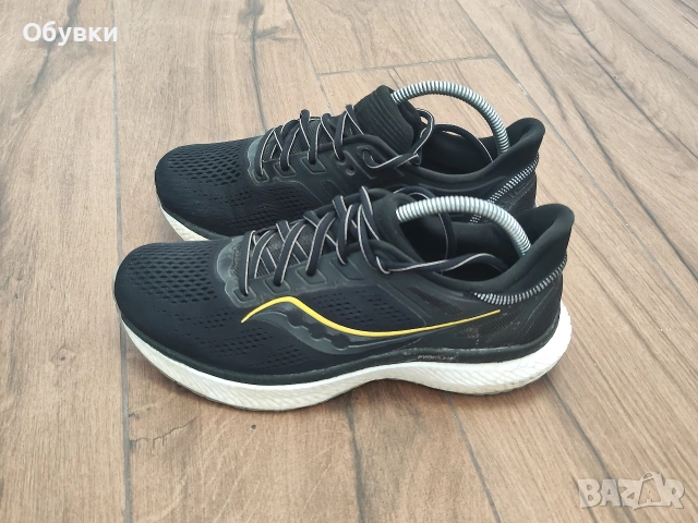 Маратонки Saucony Hurricane 23