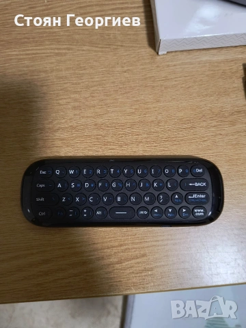 Дистанционно управление и безжична клавиатура, с Air Mouse, снимка 3 - Дистанционни - 54635088