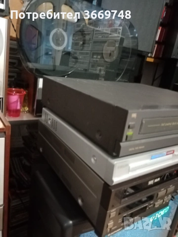 Продава се една прекрасна VHS машина TOSHIBA , снимка 5 - Плейъри, домашно кино, прожектори - 53983106