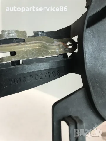 Държач на външна дръжка предна дясна врата за BMW E65 740D (2004) 7013702, снимка 2 - Части - 55362754