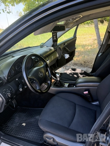 Mercedes C180 Kompressor LPG, снимка 7 - Автомобили и джипове - 55480418