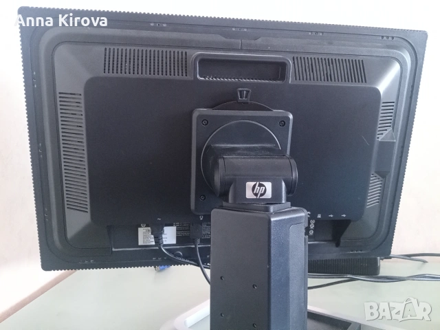 Монитор HP LP2475w, снимка 4 - Монитори - 54427207