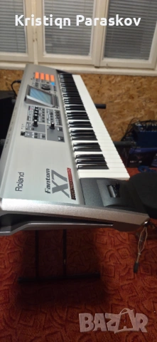 Roland Fantom X7