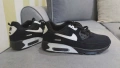 продавам маратонки Nike Air Max номер 44, снимка 1