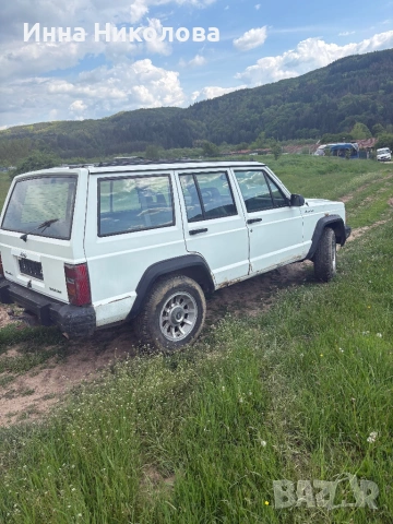 Jeep Cherokee XJ 2.1 за части, снимка 3 - Автомобили и джипове - 54685521