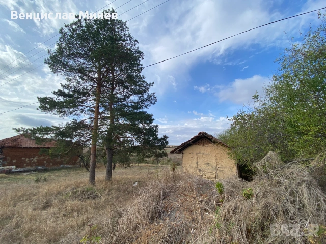 Стара селска къща за продажба в с. Малък Поровец, снимка 7 - Къщи - 54977870