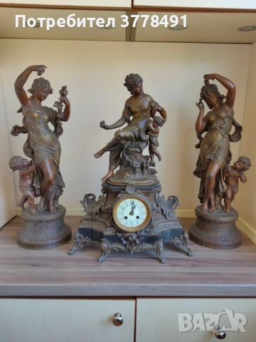 Декоративен бронзов камински часовник