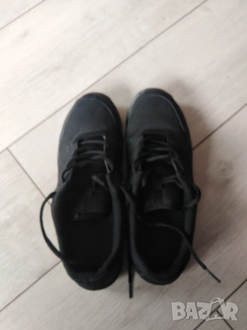 Маратонки 42 номер, снимка 4 - Маратонки - 53972550