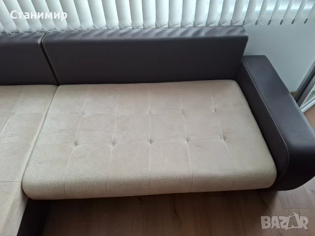 Продавам ъглов диван (Г- Образен) - 243 x 190 см., снимка 4 - Дивани и мека мебел - 55603259