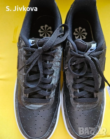 Маратонки Nike W COURT VISION 40.5