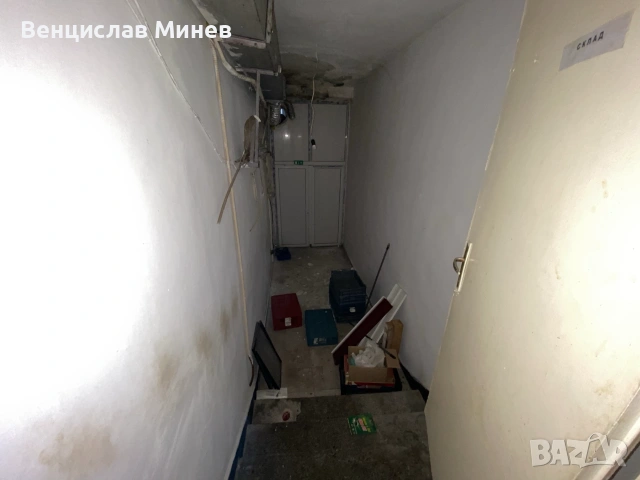 Продава се търговски обект в гр. Разград, снимка 11 - Магазини - 55016465