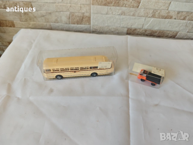 Автобус IKARUS 66 и камион BVB - умалени модели - Made in Germany, снимка 3 - Антикварни и старинни предмети - 54763199