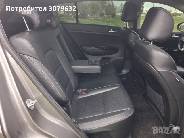 Kia Sportage 2.0 CRDİ 4x4 , снимка 12 - Автомобили и джипове - 54583373