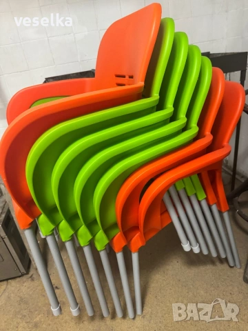 Комплект маса със съолове, снимка 3 - Градински мебели, декорация  - 54029896