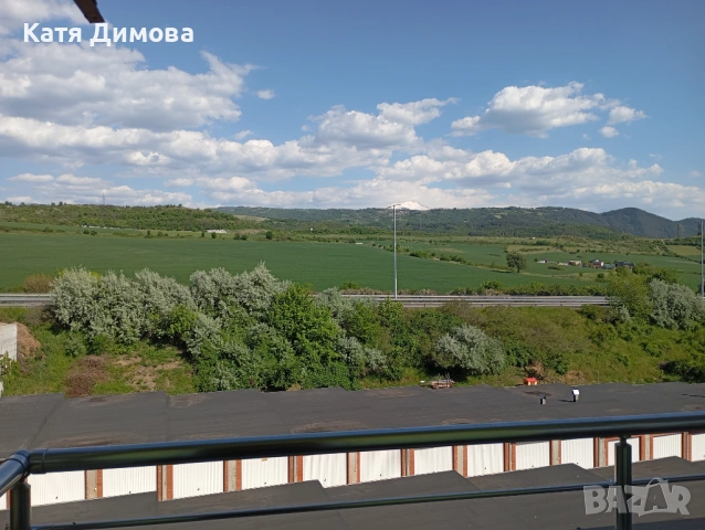 Продавам двустаен апартамент 