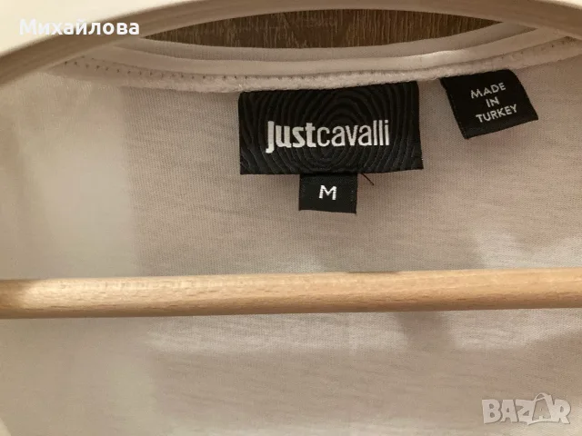 Дамска бяла тениска на Just Cavalli, размер М, снимка 2 - Тениски - 55496355