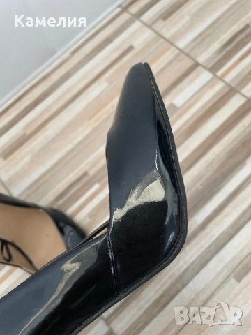 Обувки, снимка 5 - Дамски обувки на ток - 52393716