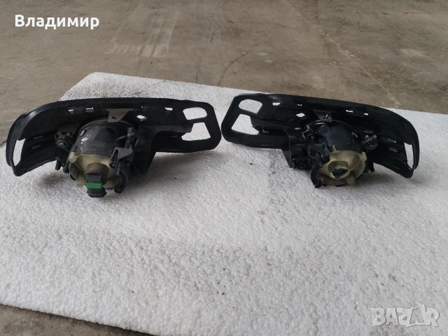 Халогени за Мерцедес W204 авангард, снимка 2 - Части - 54487236