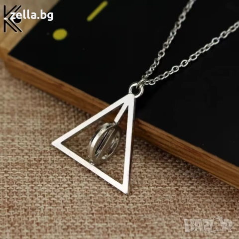 Колие с висулка Harry Potter Deathly Hallows (Даровете на Смъртта) – сребрист цвят 10070, снимка 6 - Колиета, медальони, синджири - 54656931