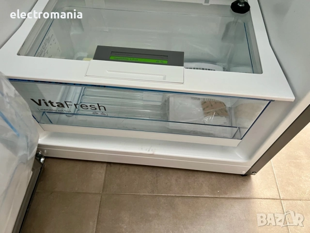 ЧИСТО НОВ!!! хладилник Bosch Serie 4 KSV36VLDP, снимка 10 - Хладилници - 54695170