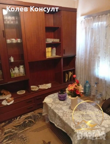 Едноетажна къща село Върбово, снимка 15 - Къщи - 54944480