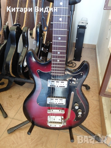 Продавам електрическа китара Teisco "Audition"- ST-2 , снимка 2 - Китари - 55229400