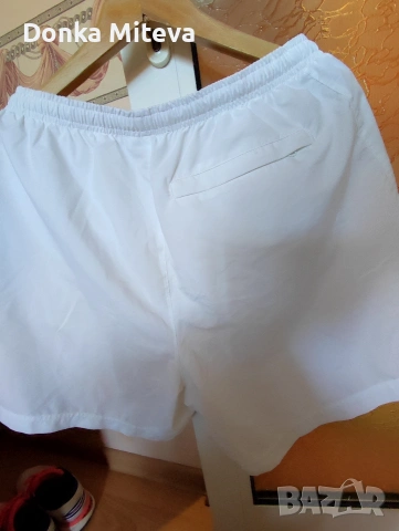 къси панталони Nike номер XL обличани веднъж , снимка 2 - Спортни дрехи, екипи - 54593230