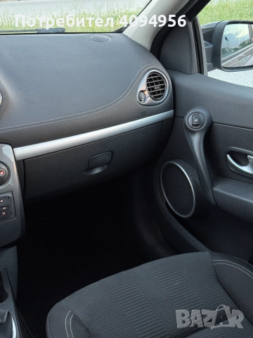 Renault Clio 20th Edition, снимка 14 - Автомобили и джипове - 55053810
