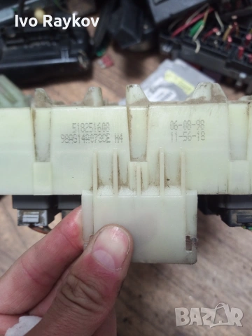 Бушониера за Ford Focus , 518251608 , 98AG14A073CE, снимка 3 - Части - 54976748