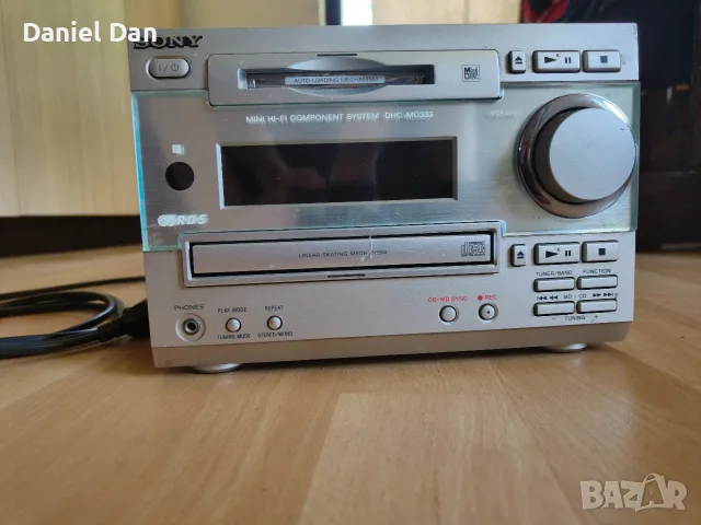 Музикална уредба Sony DHC-MD333 + колони Pioneer