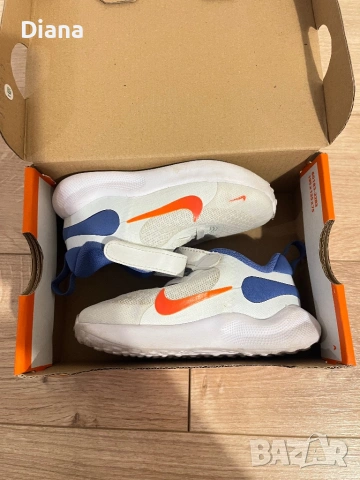Детски маратонки Nike, снимка 6 - Детски маратонки - 54354834