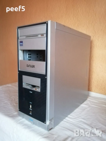 Компютърна кутия - много запазена., снимка 2 - Захранвания и кутии - 54044193