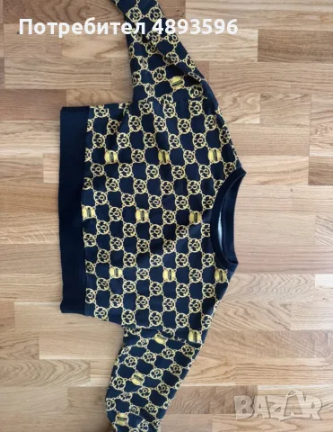 Горнище Moschino, снимка 3 - Блузи с дълъг ръкав и пуловери - 55377801