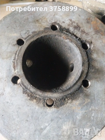 различни части останали от двигател иже възход татран., снимка 7 - Резервни части за телефони - 54068988