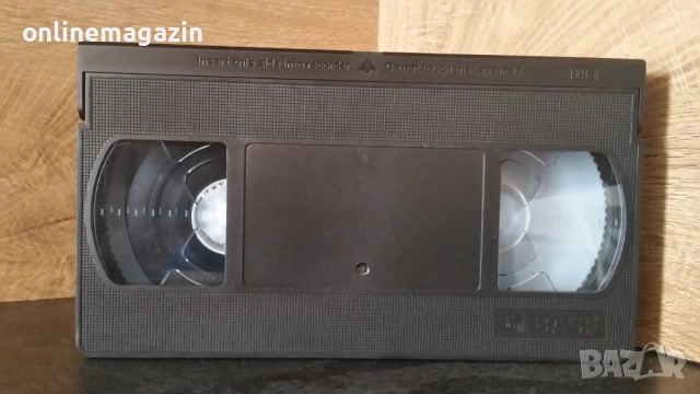 Видеокасета " ПЛАЖЪТ "  2000 г. VHS , снимка 4 - Други жанрове - 54883224