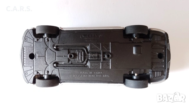 Mercedes-Benz C63 AMG Coupe Welly - Мащаб 1:34-39, снимка 8 - Колекции - 54179664