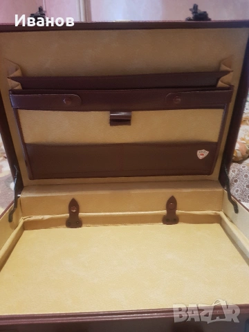Продавам чисто нов куфар с кодове , снимка 6 - Куфари - 54775761