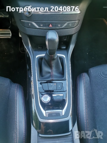 Peugeot 308 SW, 2018г. бензин 1.2, 130 к.с. GT-line, снимка 10 - Автомобили и джипове - 52255179