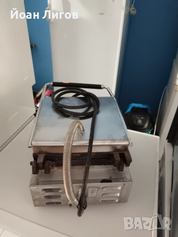 Професионален гофретник / машина за белгийски гофрети GES 20 – 1600W, снимка 2 - Гофретници - 54442061