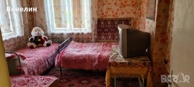 Продавам къща с двор в село Ботуня, на 20км от гр. Враца., снимка 11 - Къщи - 54575933