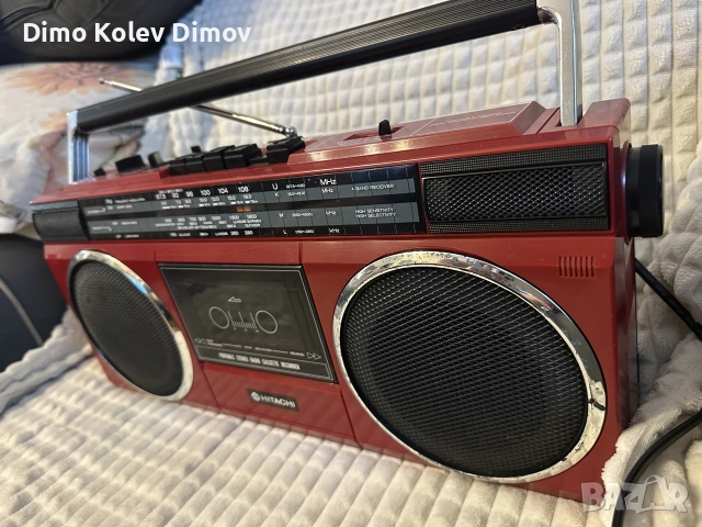 Hitachi TRK-6830 Red Edition Rare, снимка 7 - Радиокасетофони, транзистори - 55235669