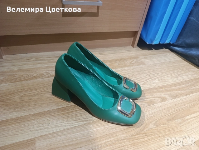 Обувки зелен цвят 39 номер 