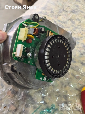  Вентилатор за горелка EMB Papst G1G126-AA49-52, снимка 3 - Други машини и части - 54164706