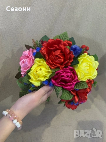 Диадема Венец  „Феерия от рози“🌹👑, снимка 3 - Аксесоари за коса - 54360204