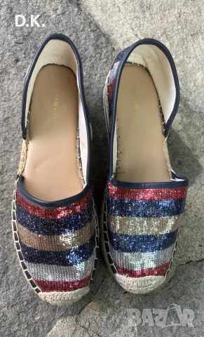 Оригинални дамски еспадрили Tommy Hilfiger. Без кутия. Размер 7 1/2(отговаря на 39). Стелка-24см.