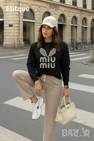 Култовият модел блуза на Miu Miu в черно и бяло, снимка 2 - Блузи с дълъг ръкав и пуловери - 54599538