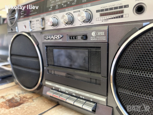 Ретро касетофон Boombox Sharp GF-454H – Перфектно състояние! Работещ!, снимка 3 - Радиокасетофони, транзистори - 54856330